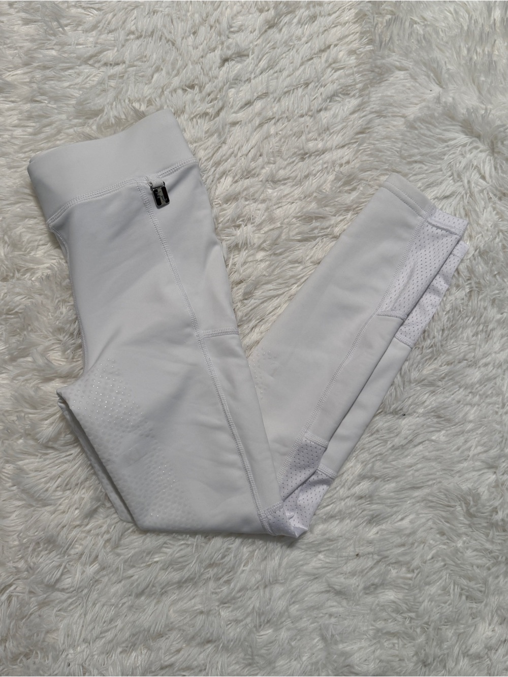Child’s Medium White Kingsland Full Seat Horseback Riding Tights Breeches